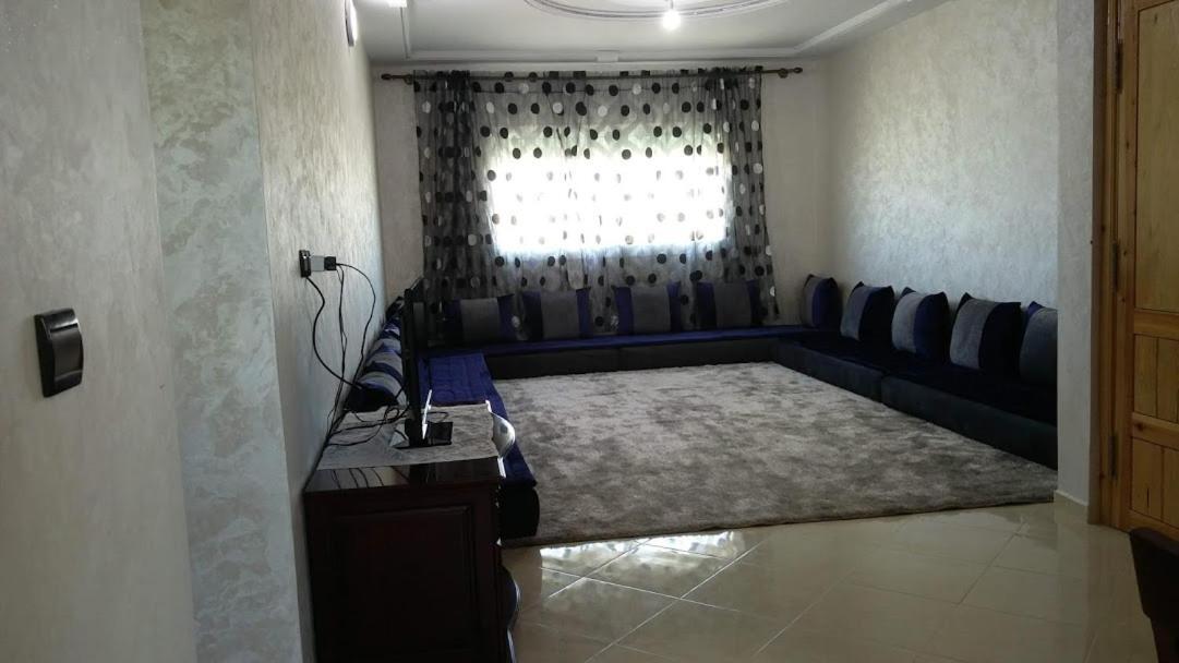 Logement Hotel Et Navette Gratuite Fez Bagian luar foto